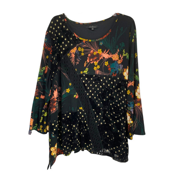 Calessa Plus Sz 2X Art to Wear Black Floral Mixed Material Pieced Knit Tunic Top - Picture 2 of 6